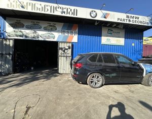იშლება BMW F15 იაპონური ცხვირები