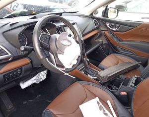 2023 Subaru Forester Touring იშლება