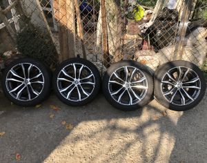 R18 MERCEDES-BENZ / TOYOTA