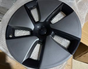 TESLA Model 3 2017 - 2024