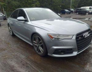 იშლება Audi A6/S6