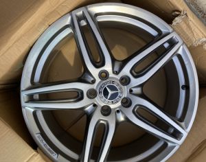 R19 MERCEDES-BENZ E 400 / CL 65 AMG / S 300 / CLS 400