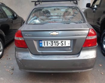 იშლება შევროლეტ ავეო 2009 წ. ძრავი 1.4  ავტომატიკა